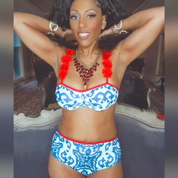 Callie Lives Ruffle Le Fleur: Red White & Blue Swimsuit L XL - Picture 4 of 15